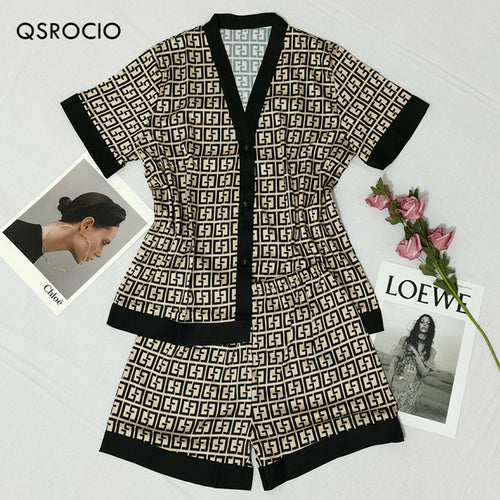 Luxury Fashion Cross Letters Print Short